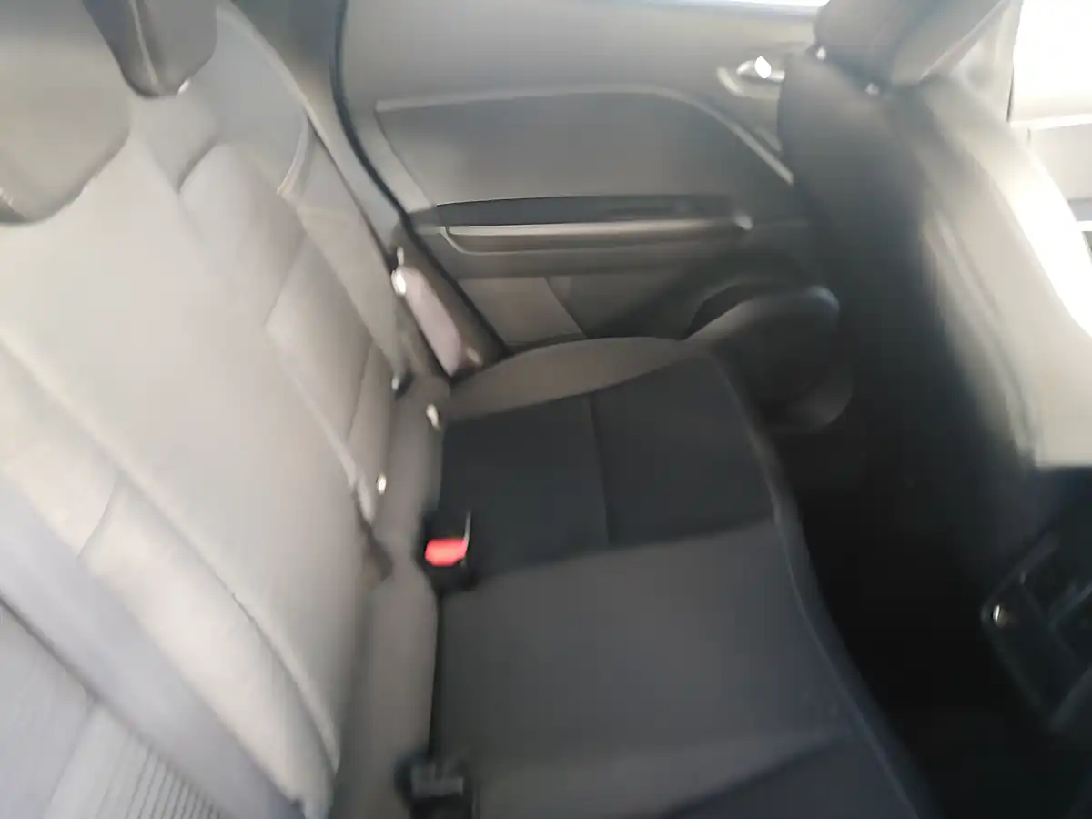 Used 2020 Renault Captur Iconic Highland Grey - Interior and Exterior details 17