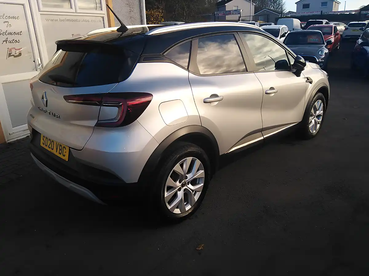 Used 2020 Renault Captur Iconic Highland Grey - Interior and Exterior details 4