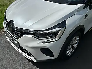 Used 2020 Renault Captur Iconic White - Interior and Exterior details 12