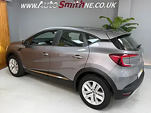 Used 2020 Renault Captur Play Grey - Interior and Exterior details 16