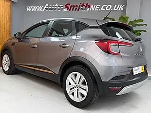 Used 2020 Renault Captur Play Grey - Interior and Exterior details 18