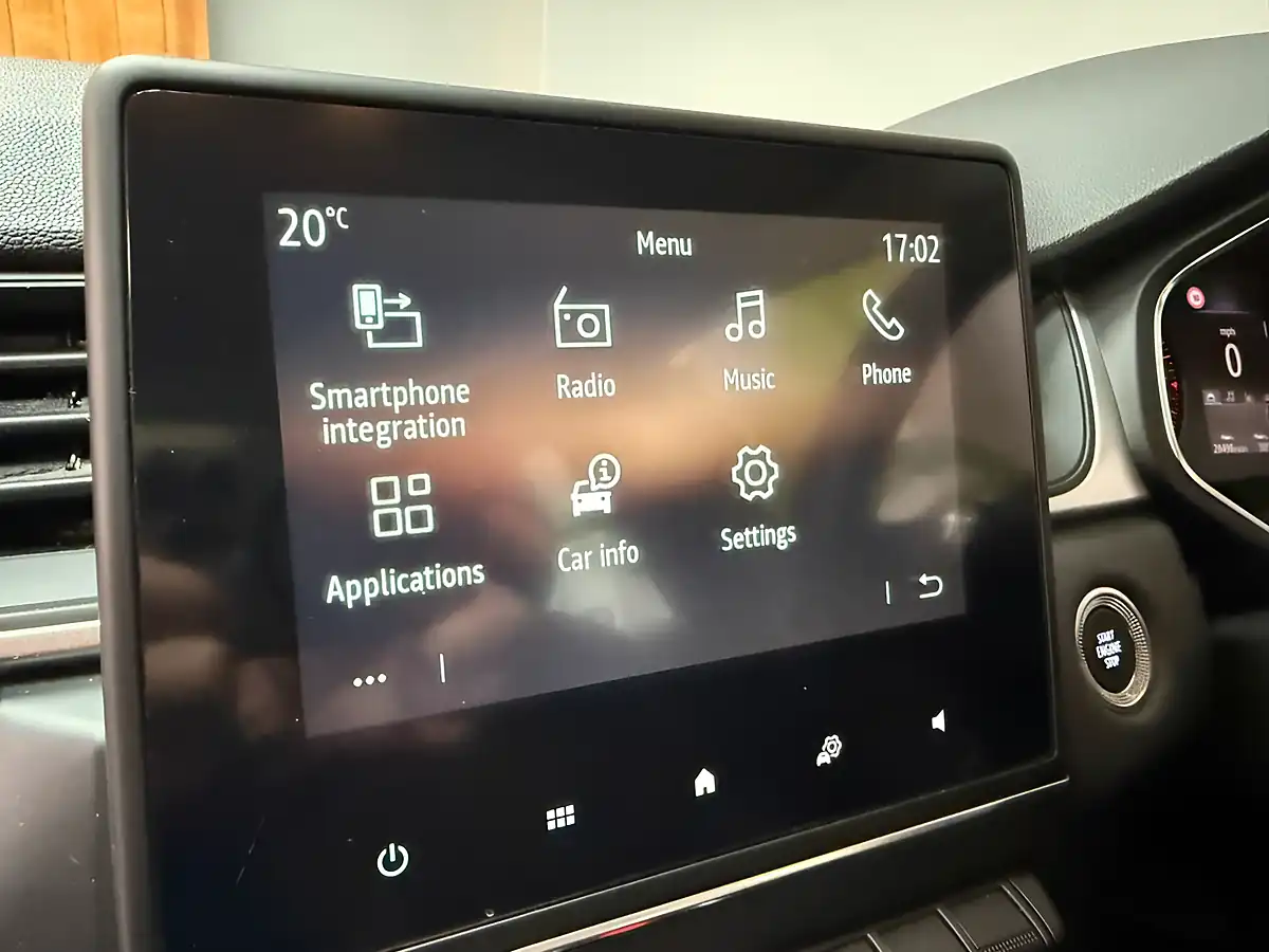 Used 2020 Renault Captur Play Grey - Interior and Exterior details 19
