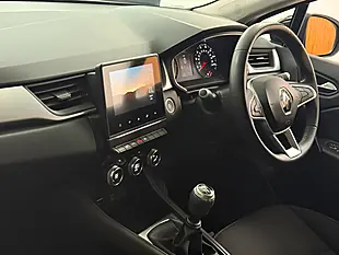Used 2020 Renault Captur Play Grey - Interior and Exterior details 2