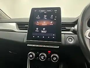 Used 2020 Renault Captur S Edition Boston Blue - Interior and Exterior details 18