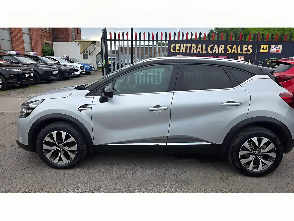 Used 2020 Renault Captur S Edition Grey - Interior and Exterior details 18