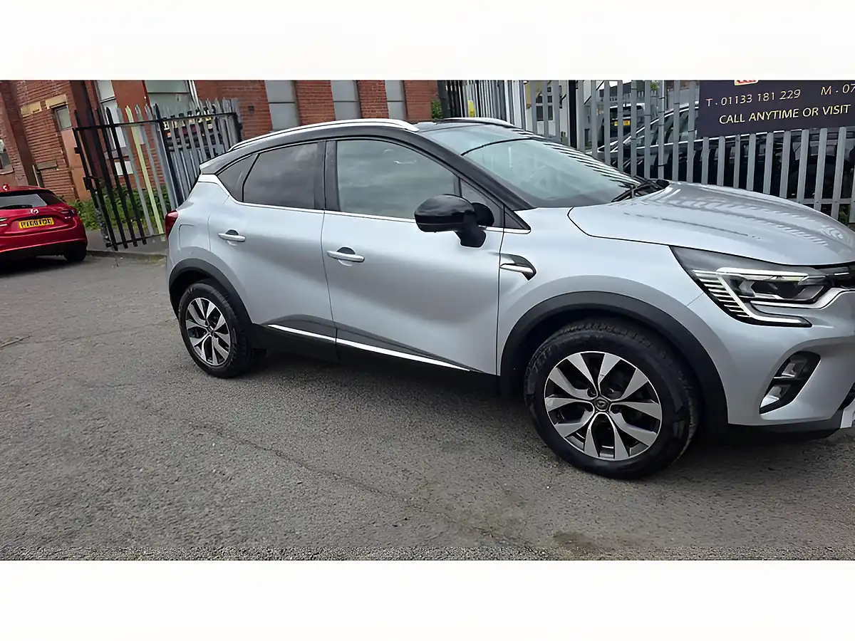 Used 2020 Renault Captur S Edition Grey - Interior and Exterior details 5