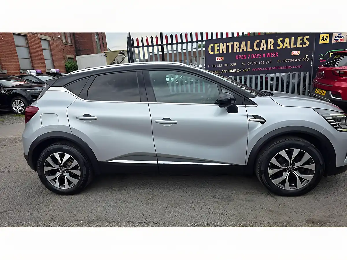 Used 2020 Renault Captur S Edition Grey - Interior and Exterior details 7