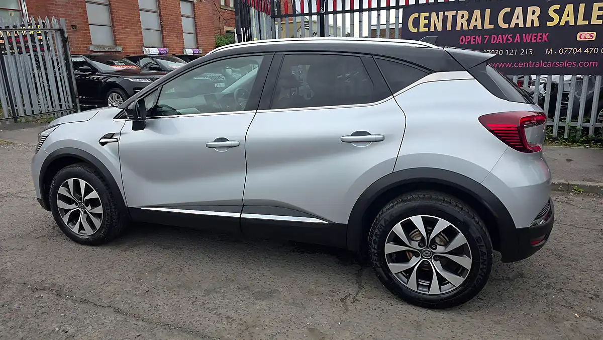Used 2020 Renault Captur S Edition Grey - Interior and Exterior details 11