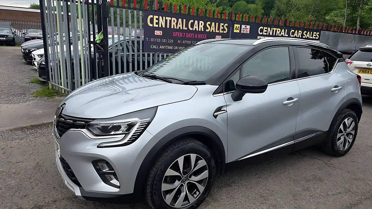 Used 2020 Renault Captur S Edition Grey - Interior and Exterior details 12