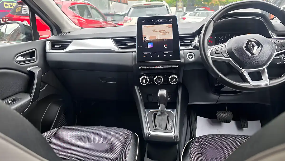 Used 2020 Renault Captur S Edition Grey - Interior and Exterior details 16