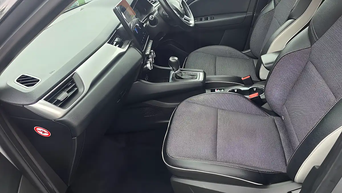 Used 2020 Renault Captur S Edition Grey - Interior and Exterior details 17