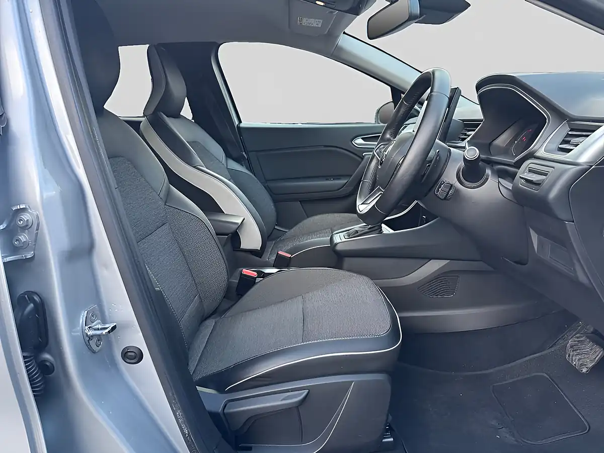 Used 2020 Renault Captur S Edition Grey - Interior and Exterior details 10