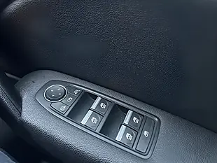 Used 2020 Renault Captur S Edition Grey - Interior and Exterior details 15