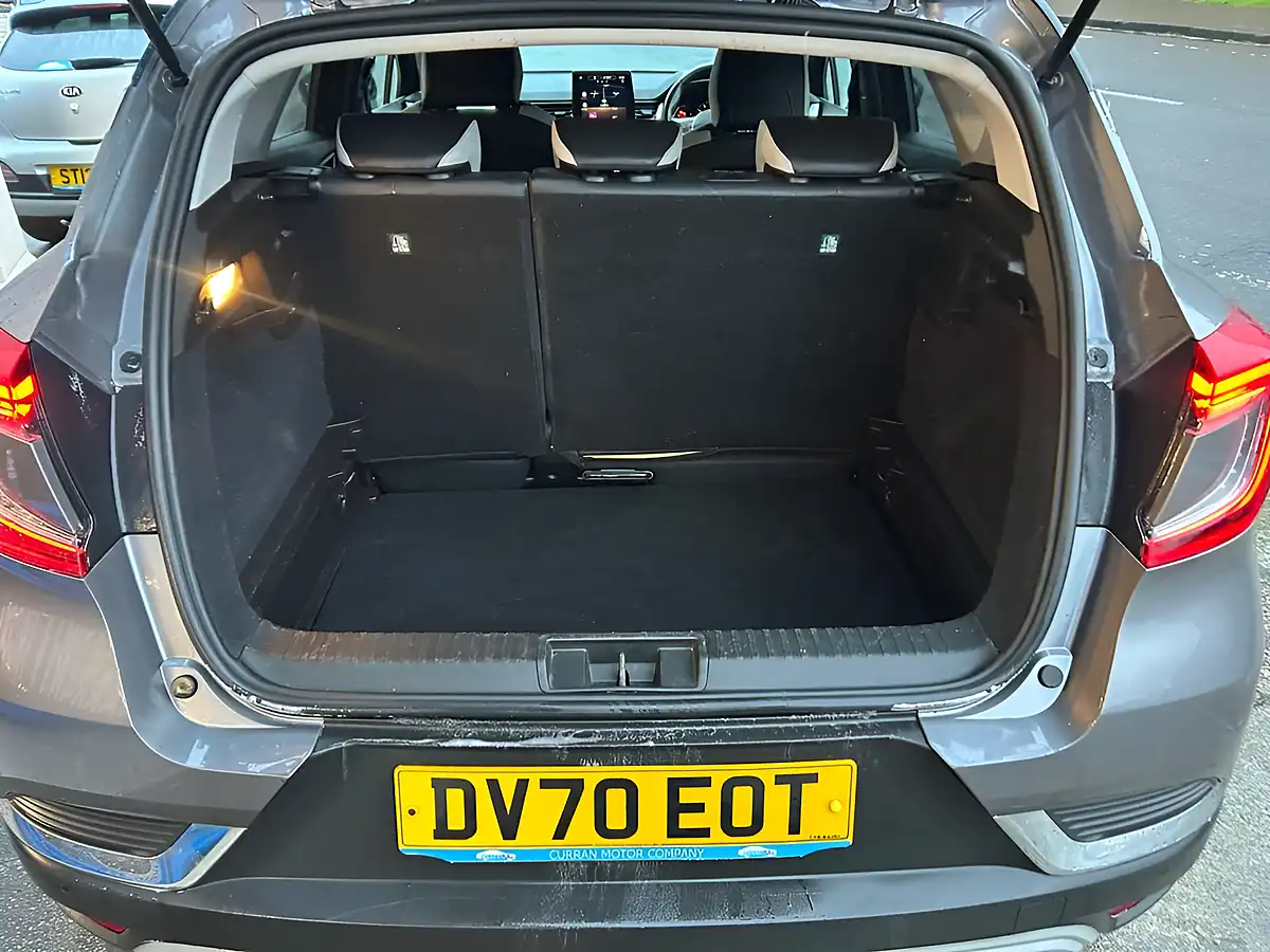Used 2020 Renault Captur S Edition Grey - Interior and Exterior details 9
