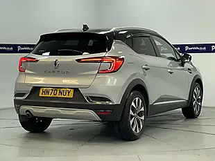Used 2020 Renault Captur S Edition Highland Grey - Interior and Exterior details 10