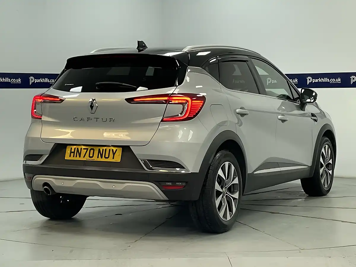 Used 2020 Renault Captur S Edition Highland Grey - Interior and Exterior details 10