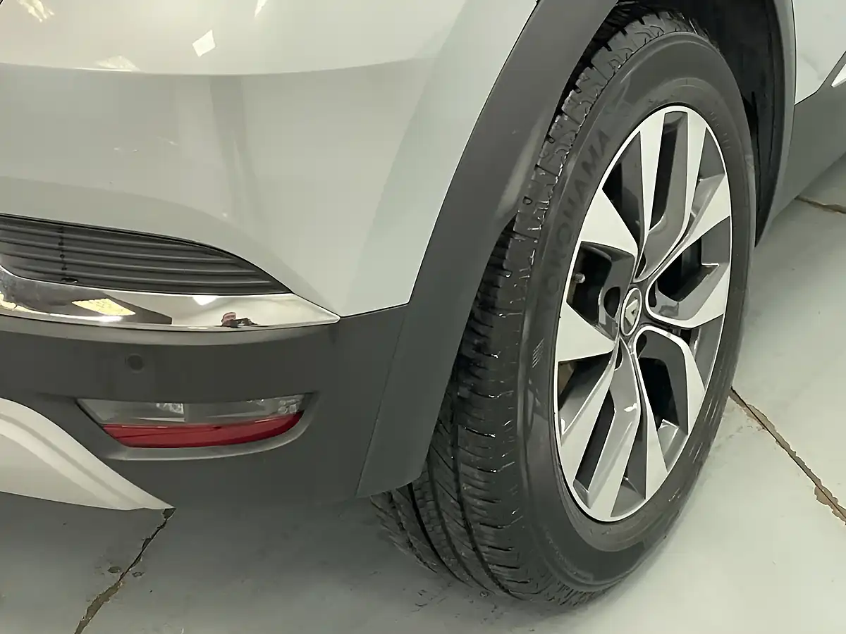 Used 2020 Renault Captur S Edition Highland Grey - Interior and Exterior details 13