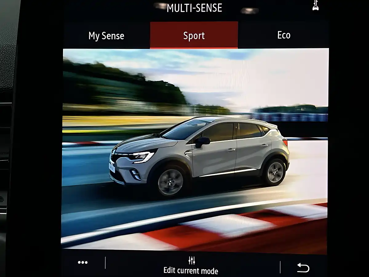 Used 2020 Renault Captur S Edition Highland Grey - Interior and Exterior details 16