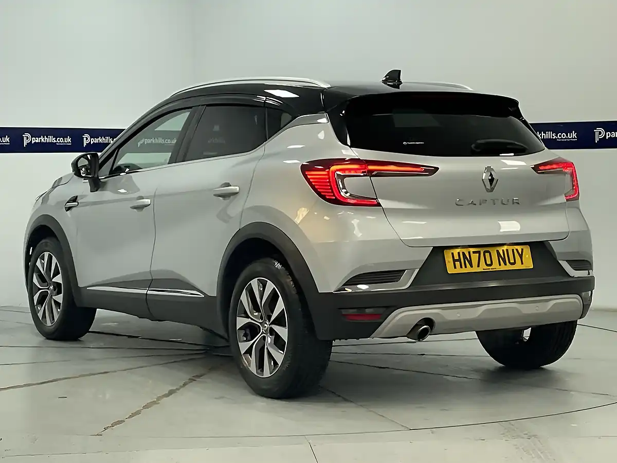 Used 2020 Renault Captur S Edition Highland Grey - Interior and Exterior details 4