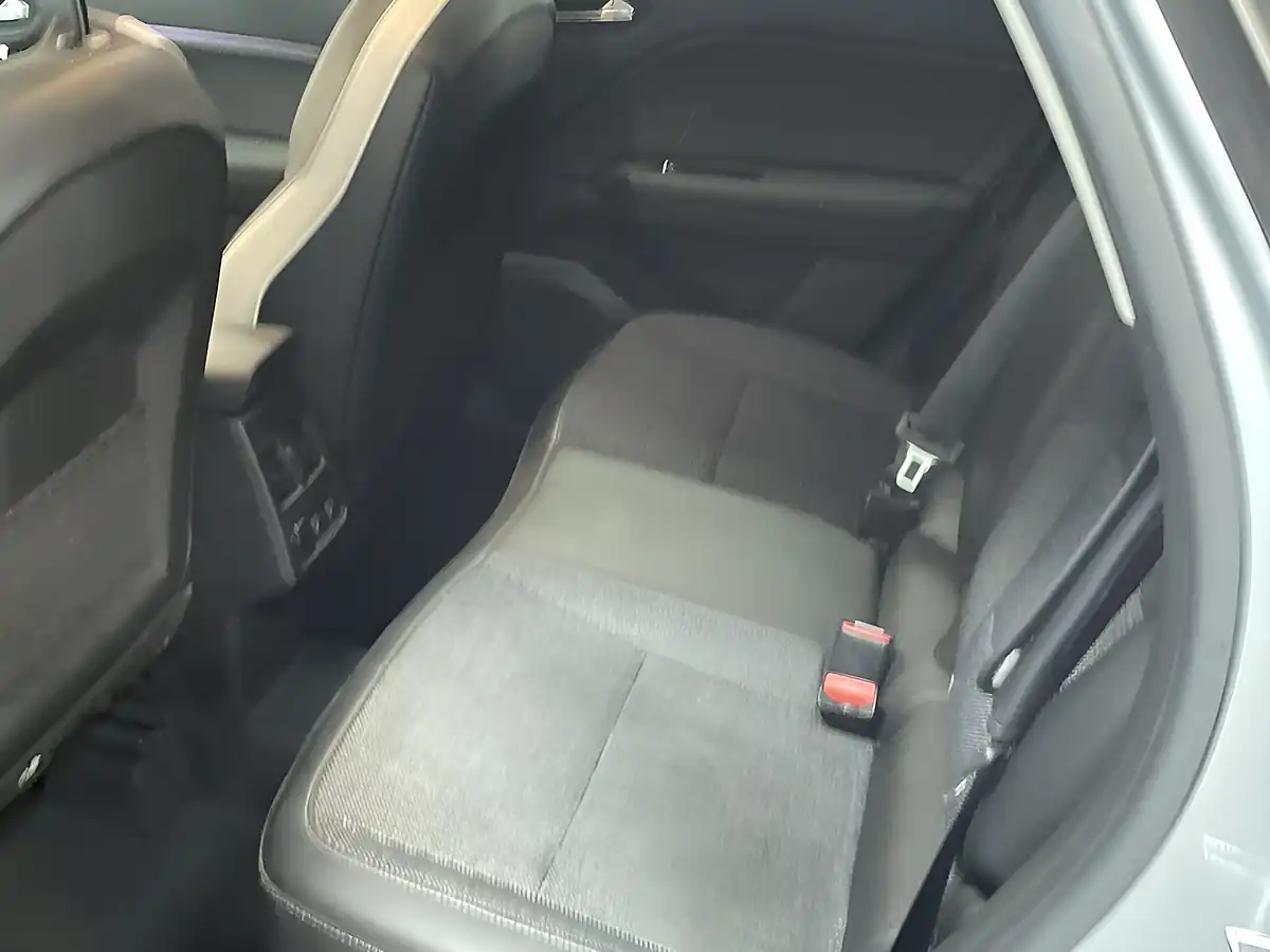 Used 2020 Renault Captur S Edition Highland Grey - Interior and Exterior details 9