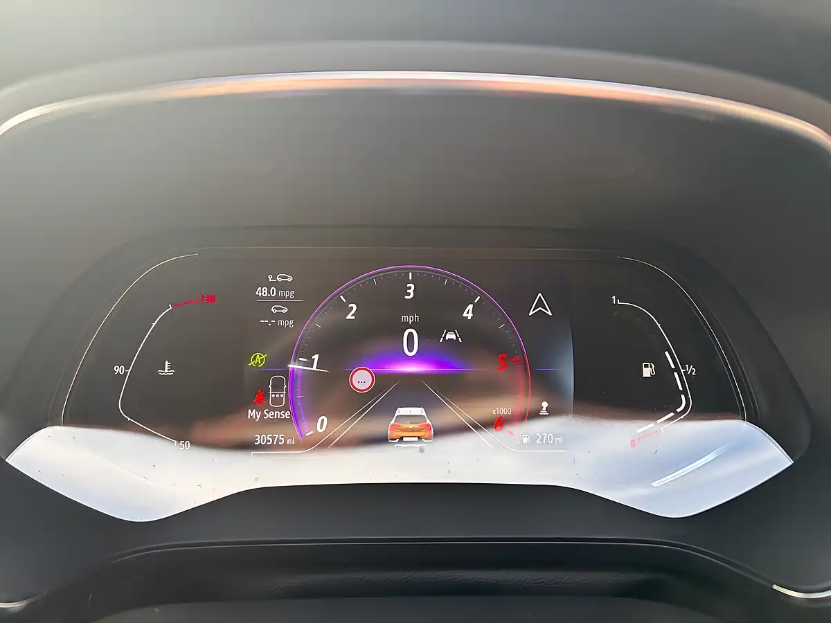 Used 2020 Renault Captur S Edition Orange - Interior and Exterior details 14