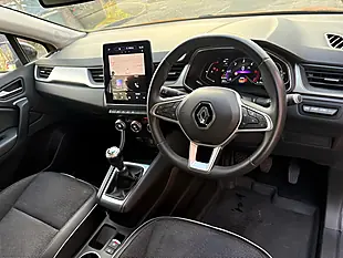 Used 2020 Renault Captur S Edition Orange - Interior and Exterior details 9