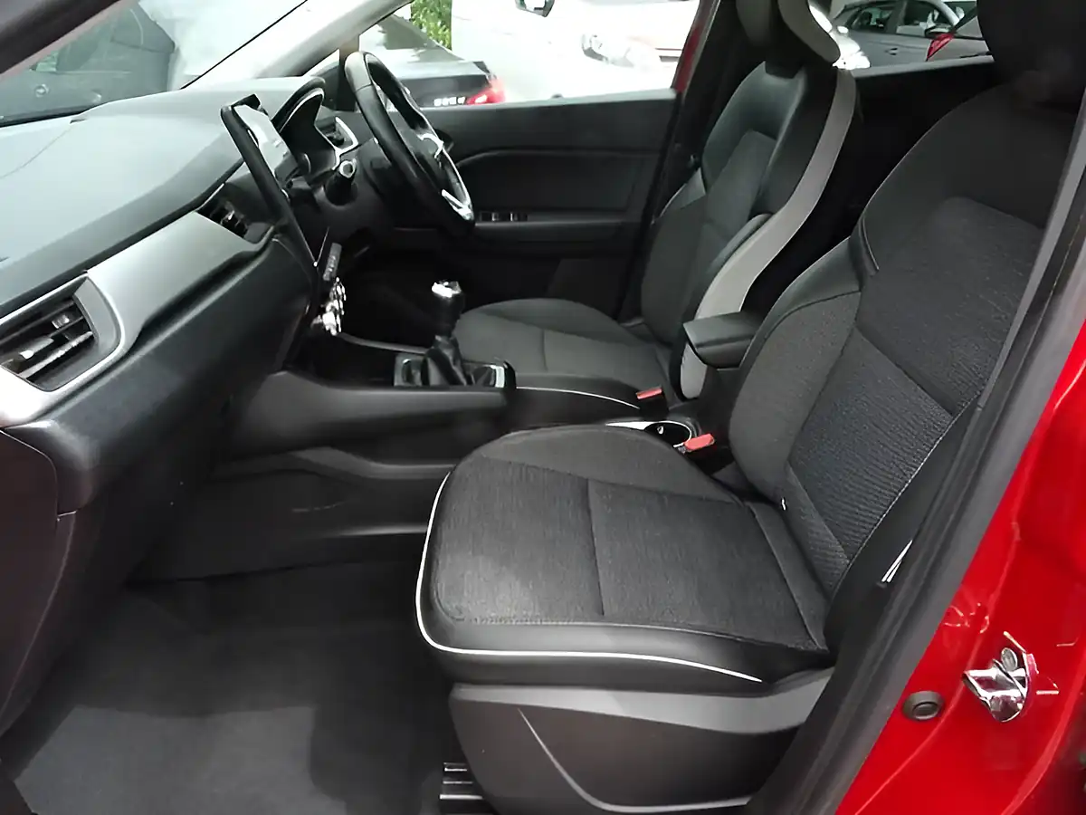 Used 2020 Renault Captur S Edition Red - Interior and Exterior details 19