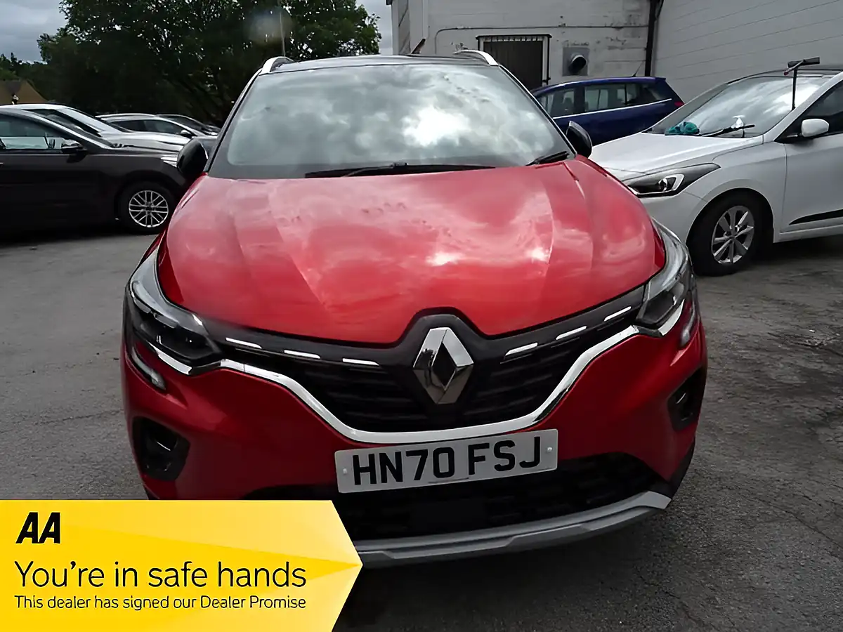 Used 2020 Renault Captur S Edition Red - Interior and Exterior details 2