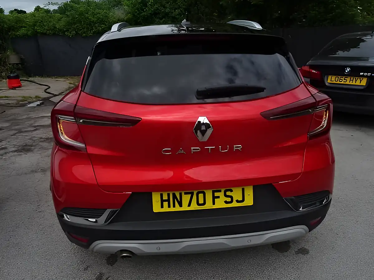 Used 2020 Renault Captur S Edition Red - Interior and Exterior details 7