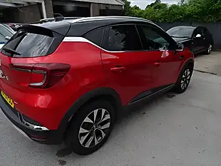 Used 2020 Renault Captur S Edition Red - Interior and Exterior details 8