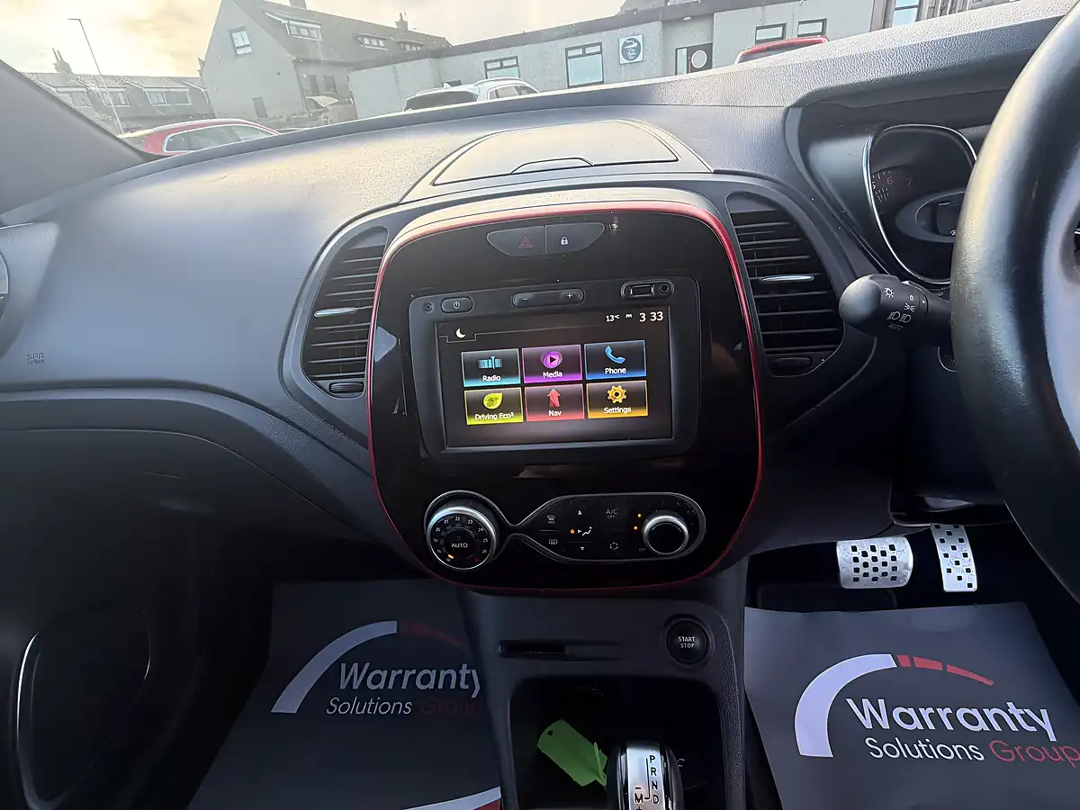 Used 2020 Renault Captur S Edition Red - Interior and Exterior details 16