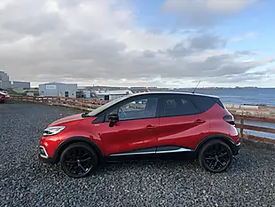 Used 2020 Renault Captur S Edition Red - Interior and Exterior details 8