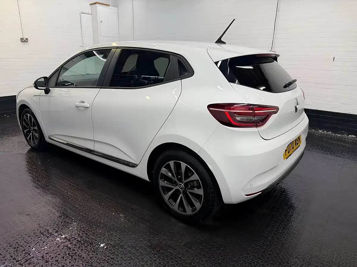 Used 2020 Renault Clio Iconic Blue Glacier White - Interior and Exterior details 11