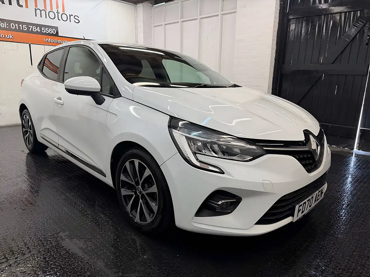 Used 2020 Renault Clio Iconic Blue Glacier White - Interior and Exterior details 7