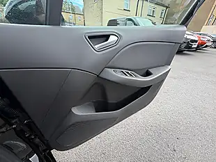 Used 2020 Renault Clio Iconic Bose Diamond Black - Interior and Exterior details 13