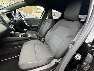 Used 2020 Renault Clio Iconic Bose Diamond Black - Interior and Exterior details 16
