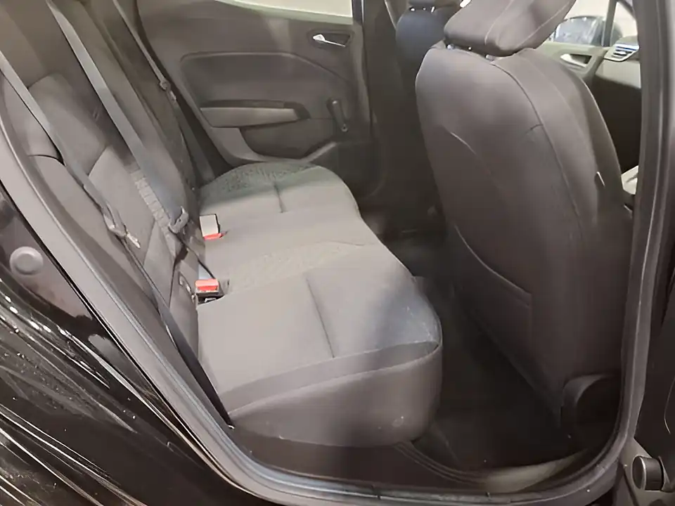 Used 2020 Renault Clio Iconic Diamond Black - Interior and Exterior details 18