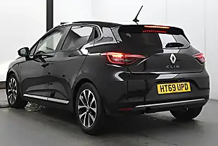 Used 2020 Renault Clio Iconic Diamond Black - Interior and Exterior details 9