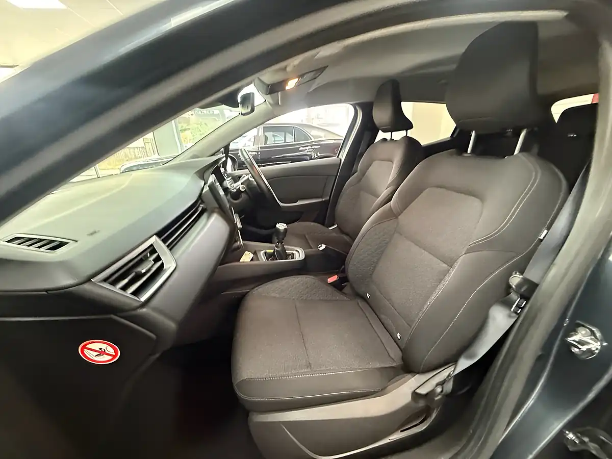 Used 2020 Renault Clio Iconic Grey - Interior and Exterior details 14