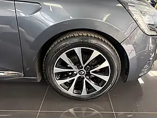 Used 2020 Renault Clio Iconic Grey - Interior and Exterior details 19