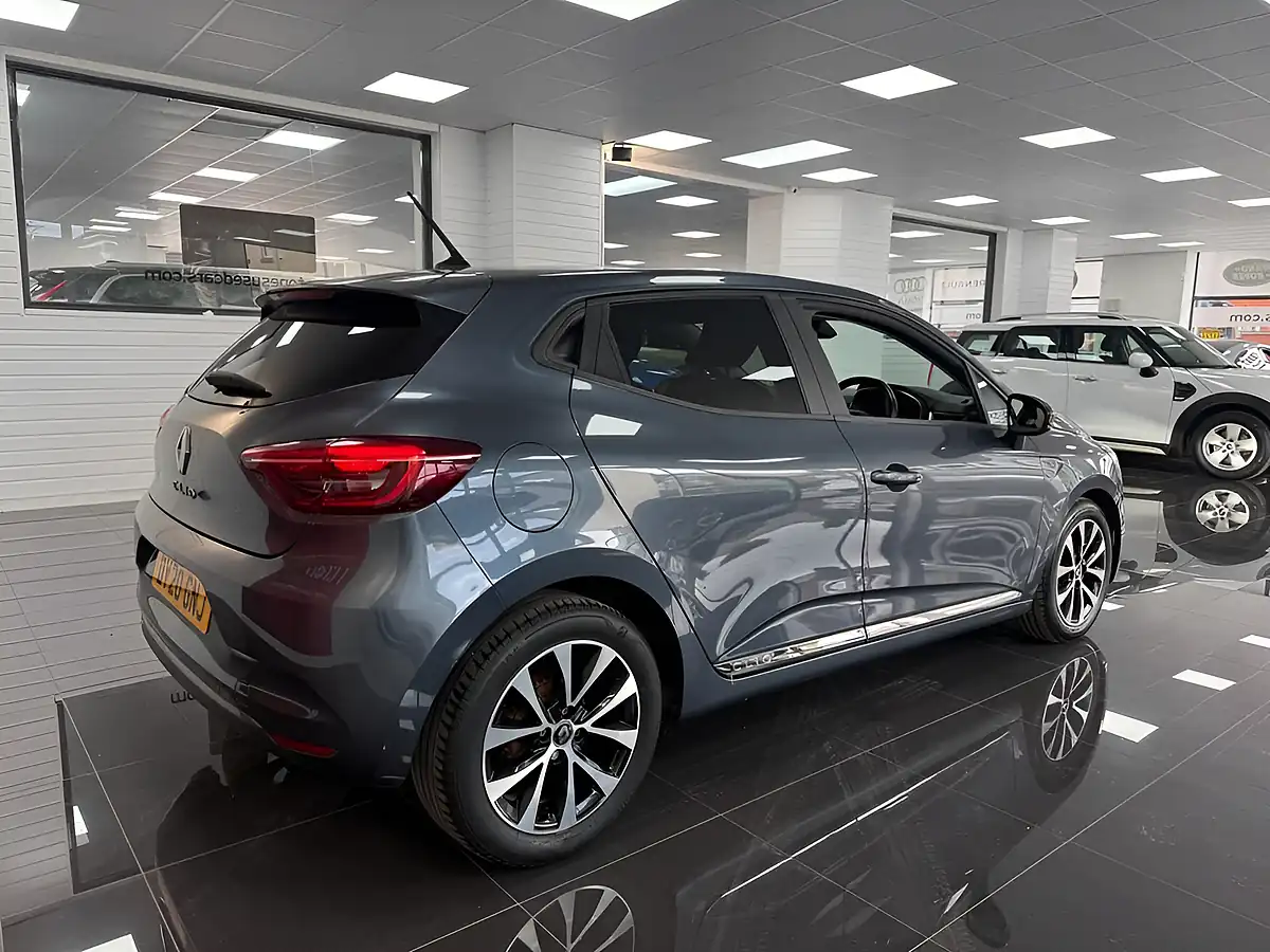 Used 2020 Renault Clio Iconic Grey - Interior and Exterior details 2