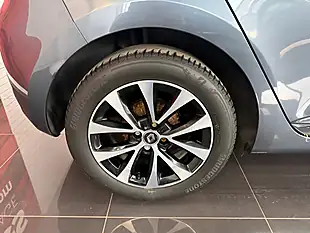Used 2020 Renault Clio Iconic Grey - Interior and Exterior details 3