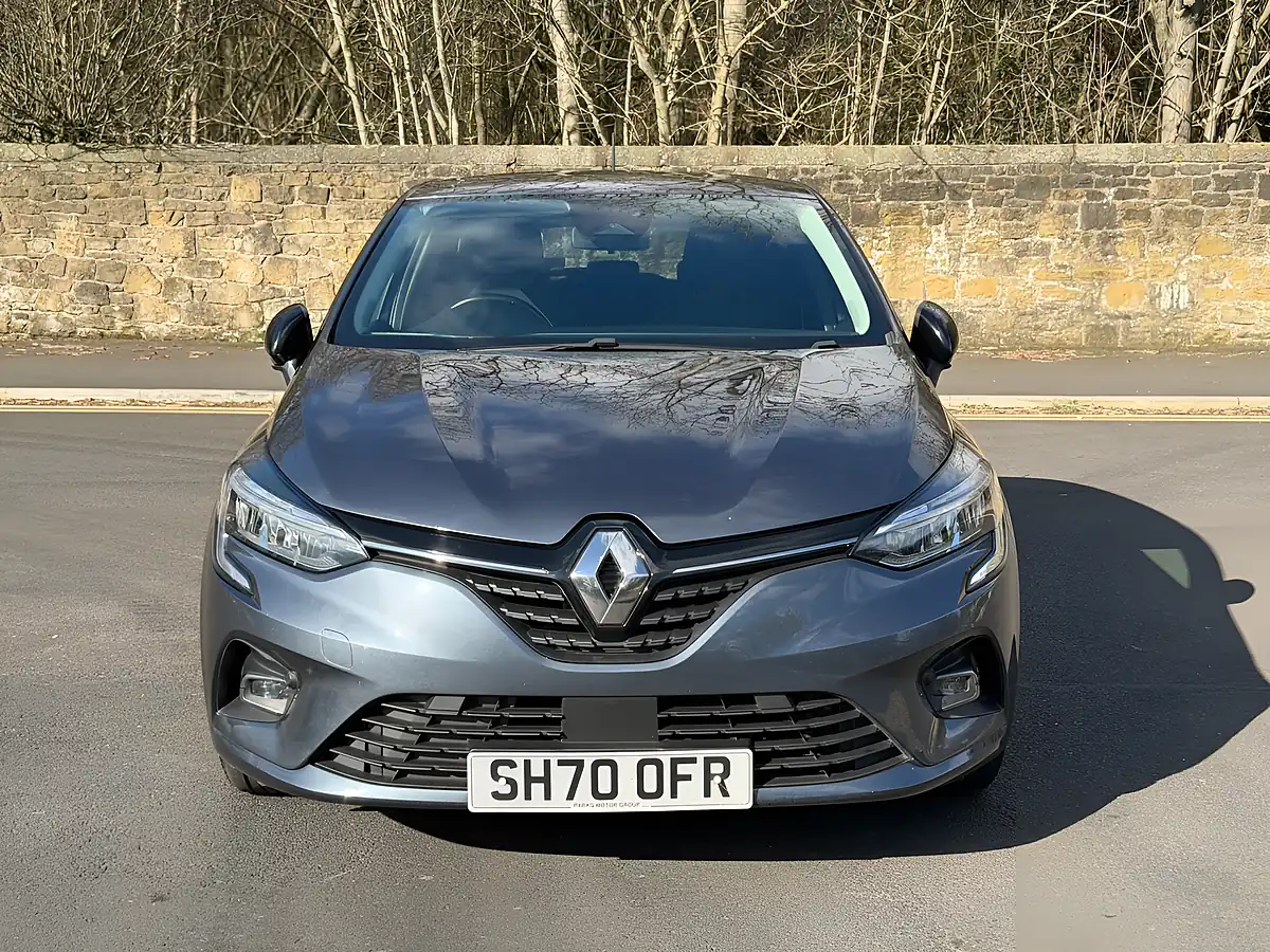 Used 2020 Renault Clio Iconic Grey - Interior and Exterior details 3