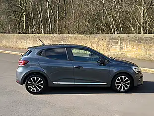 Used 2020 Renault Clio Iconic Grey - Interior and Exterior details 7