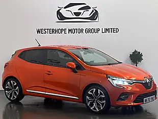 Used 2020 Renault Clio Iconic Orange - Interior and Exterior details 18