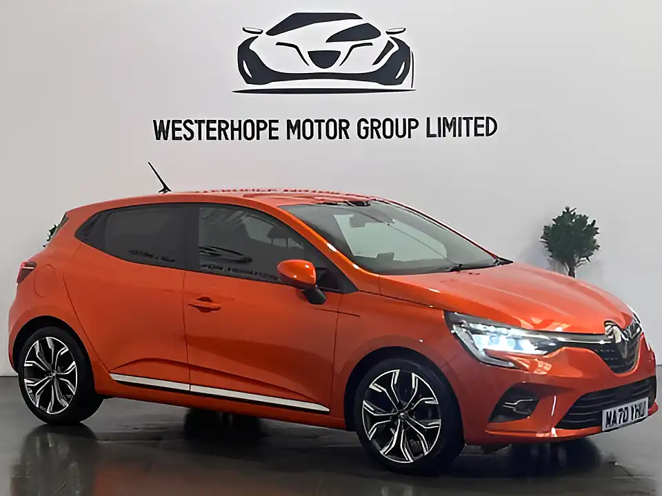 Used 2020 Renault Clio Iconic Orange - Interior and Exterior details 18