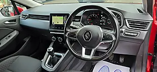 Used 2020 Renault Clio Iconic Red - Interior and Exterior details 15