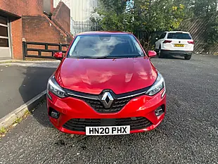 Used 2020 Renault Clio Iconic Red - Interior and Exterior details 8