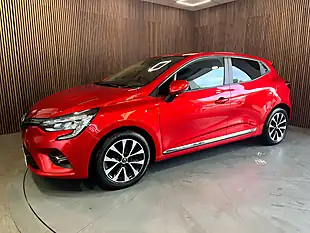Used 2020 Renault Clio Iconic Red - Interior and Exterior details 12