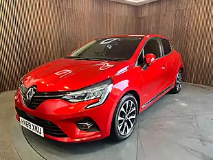 Used 2020 Renault Clio Iconic Red - Interior and Exterior details 9